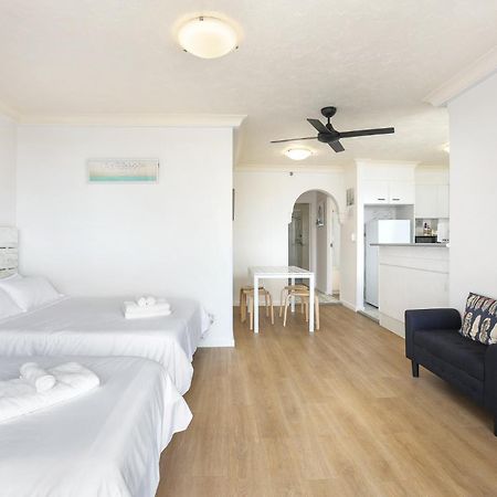 غولد كوست 1 Bedroom And 1 Living Room Family Suite المظهر الخارجي الصورة